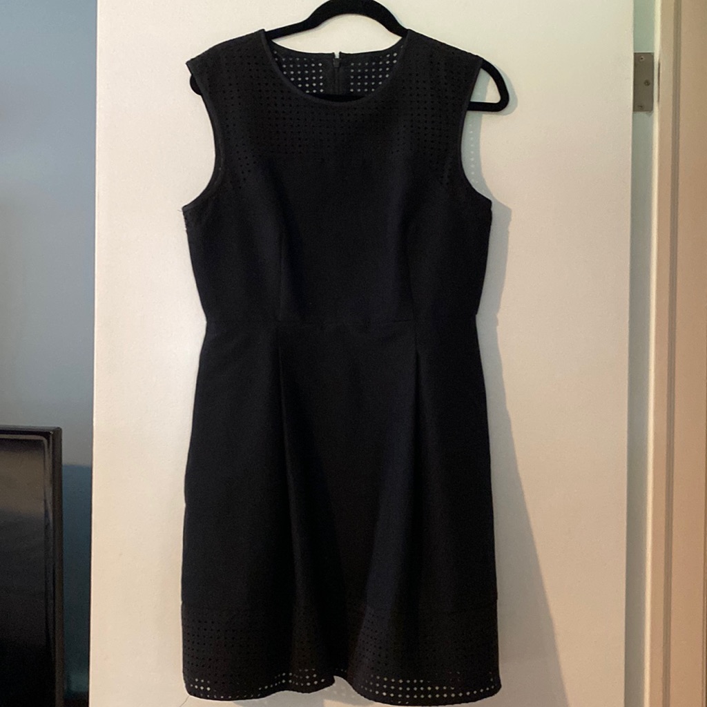 Womens Black Cocktail Dress. J. Crew Size 10.